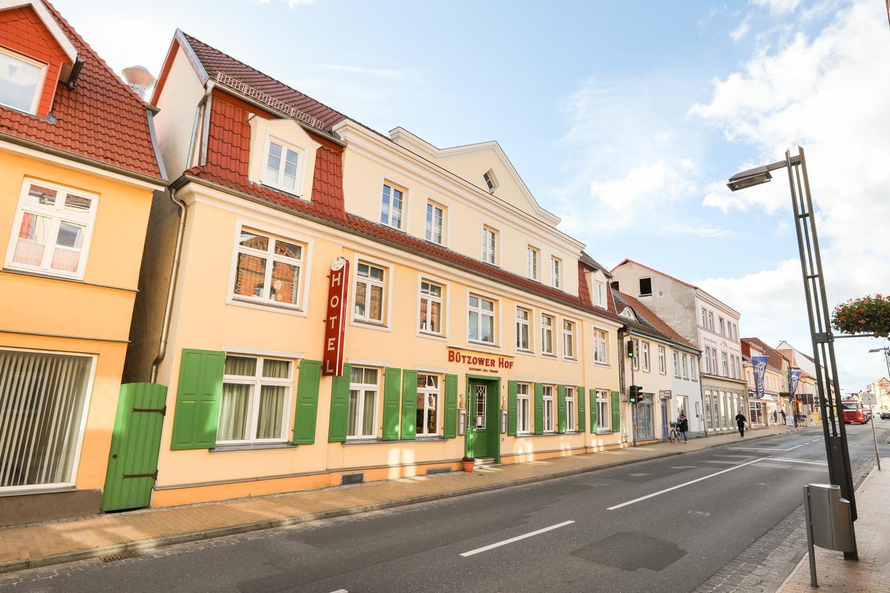 Hotel Buetzower Hof Eksteriør billede